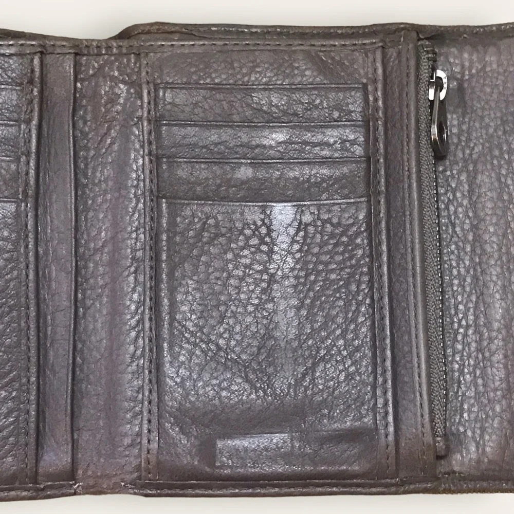 MARC BY MARC JACOBS Womens Gray Tri Fold Leather Wallet - Picture 6 of 9